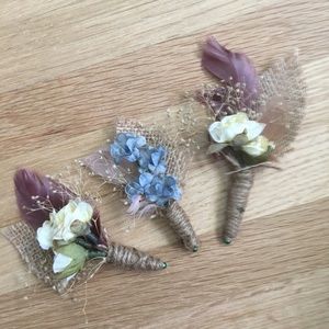 Handmade boutonniere- set of 3 🌸